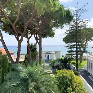  Apartment Borgo Paradiso Holidays