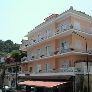 3* Hotel Nettuno