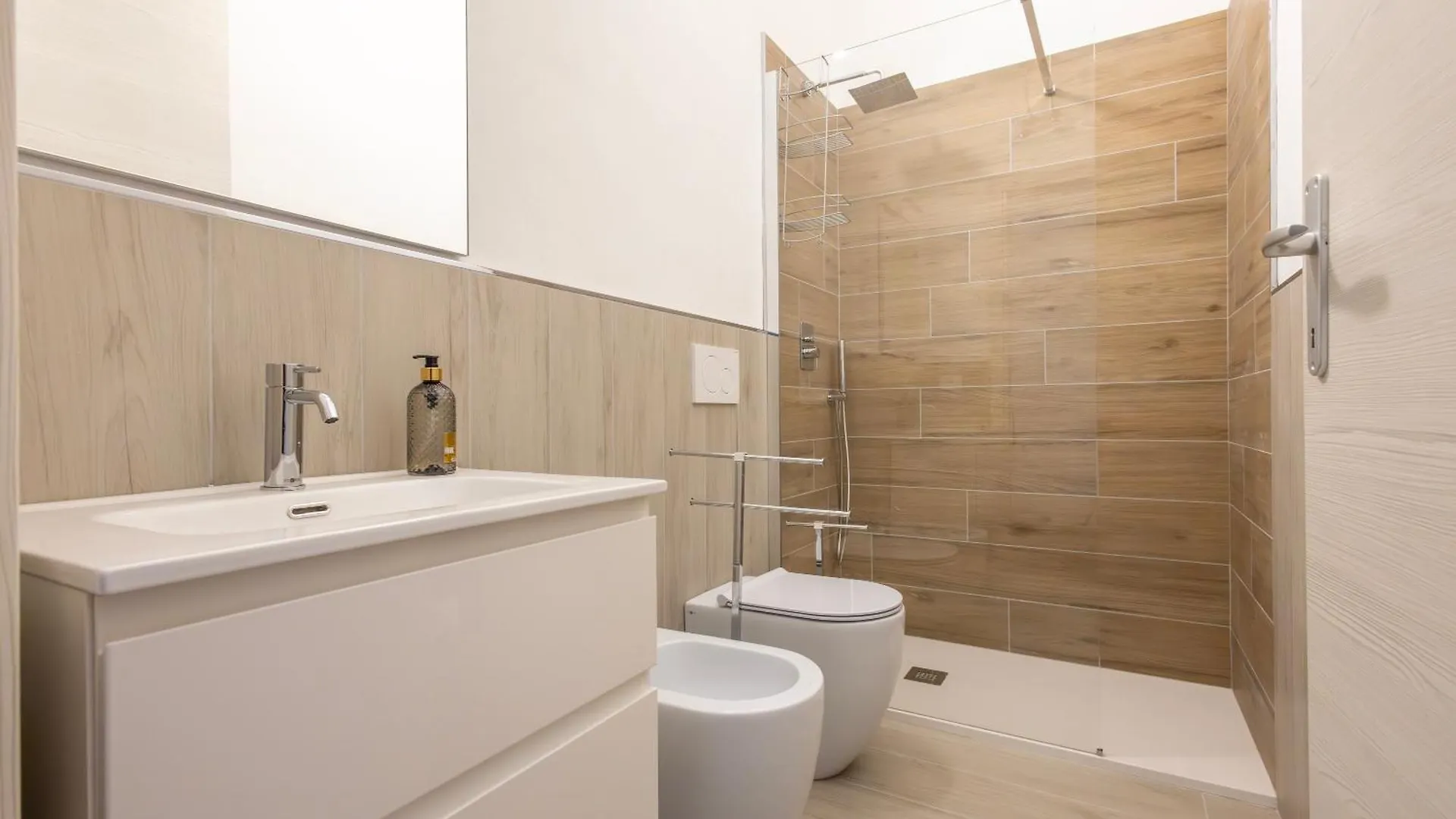 Seahouse Apartment Diano Marina Italy